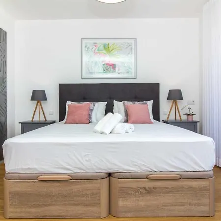 Villa Exotic House By Stay-ici, Algarve Holiday *